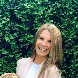 Meet your Posher, Aryn